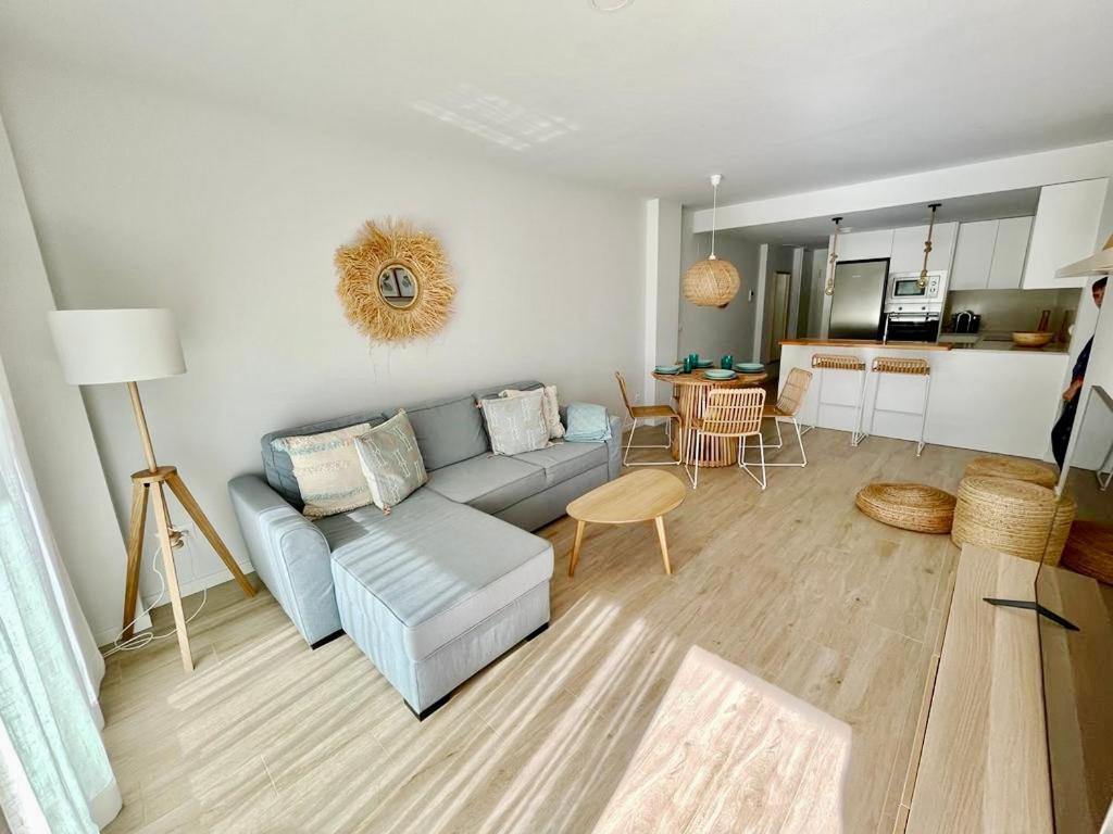 Marina Real 82 By Homeprive Denia Exteriör bild